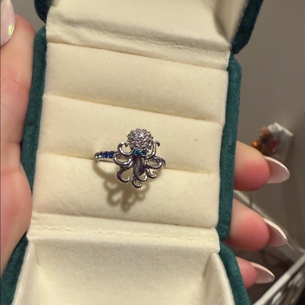 Size 8 octopus ring from bomb party collection